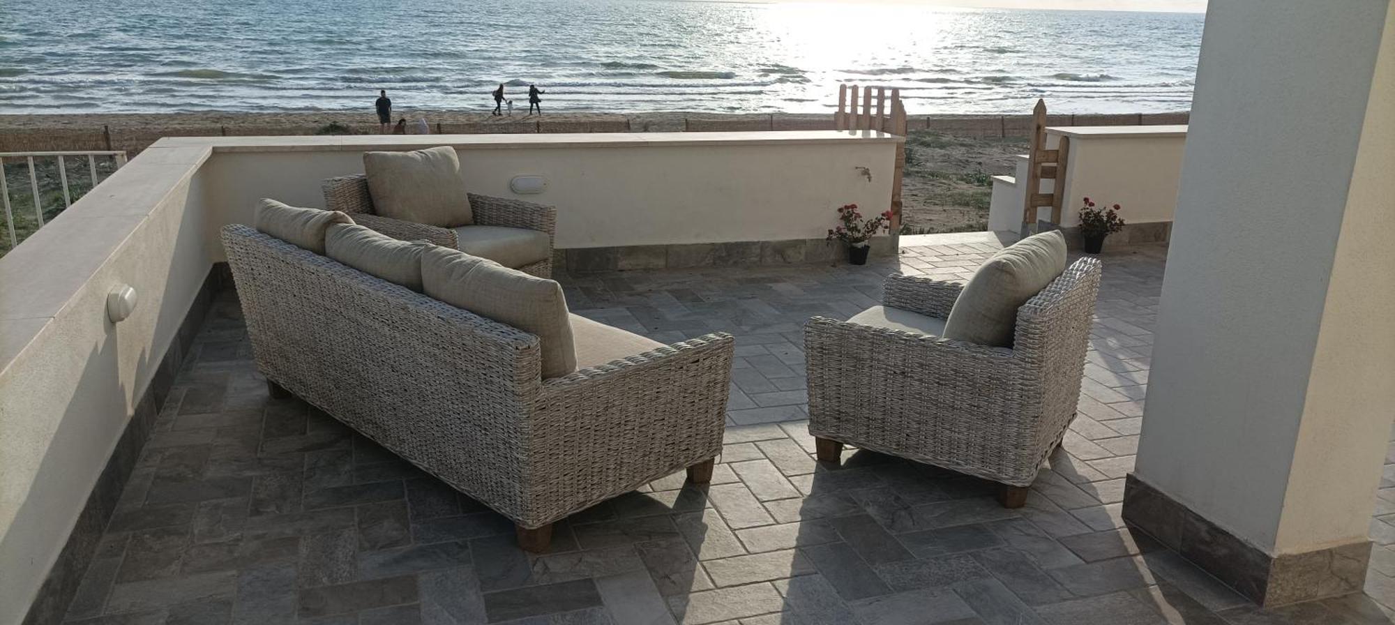 The Suite On The Beach 托瓦尼亚 外观 照片