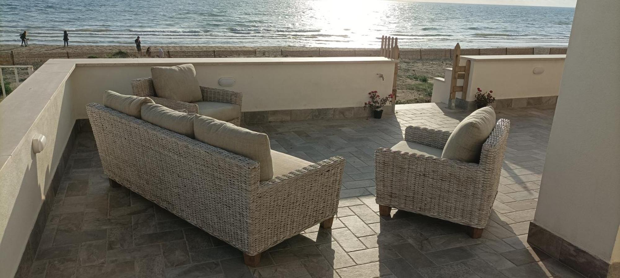 The Suite On The Beach 托瓦尼亚 外观 照片