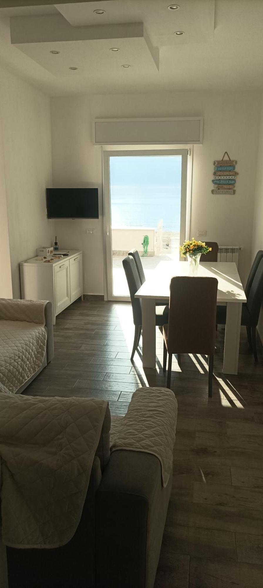 The Suite On The Beach 托瓦尼亚 外观 照片