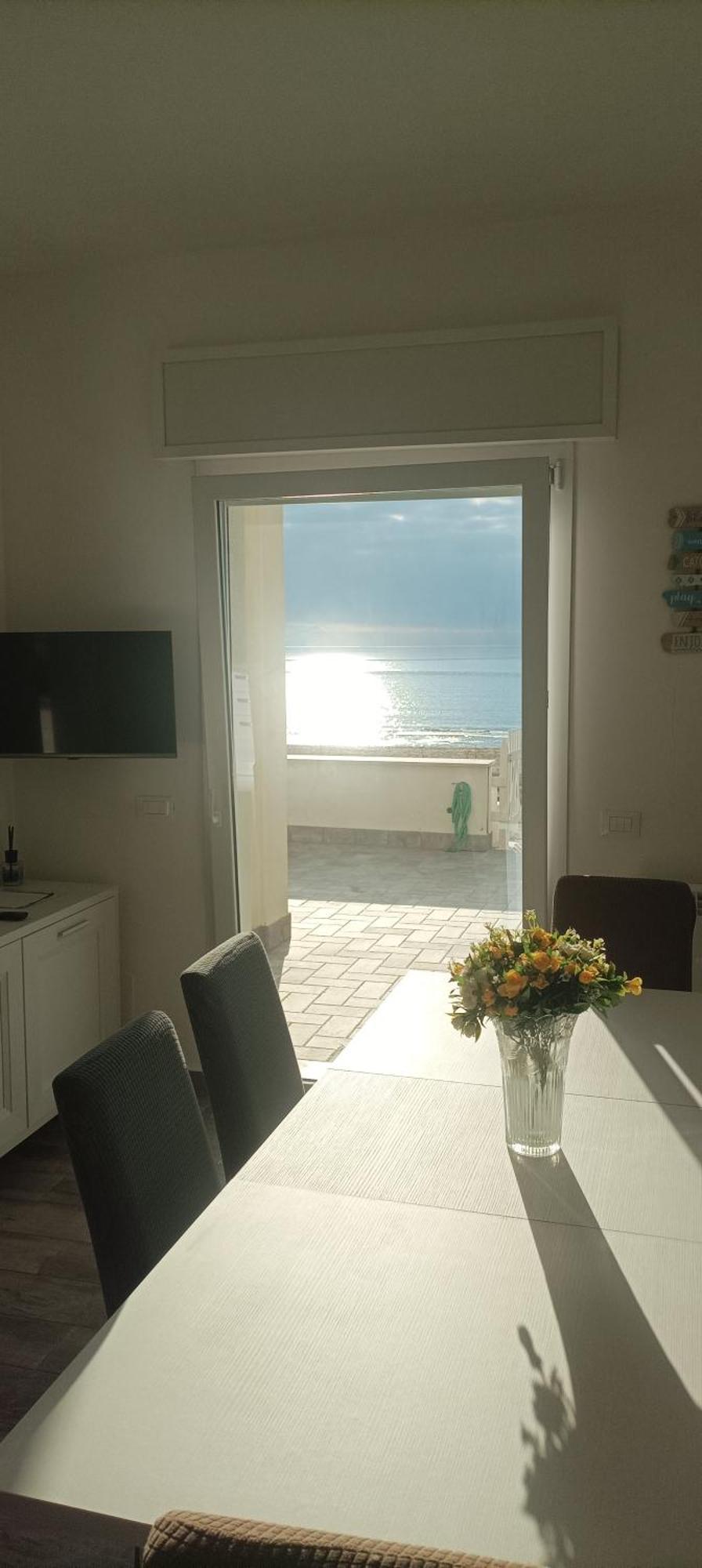 The Suite On The Beach 托瓦尼亚 外观 照片